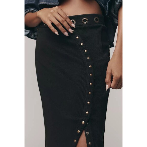 By Anthropologie Hardware Side-Slit Column Midi Skirt Studded Black 2X PS 283781 - Picture 4 of 13